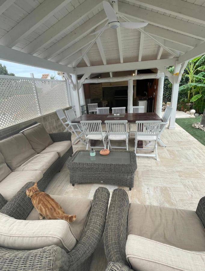 Suite Privada Frente A La Piscina Para 2 Personas Con Sofa Cama Para 2 Mas 4P No Es Casa Completa San Vicente Raspeig Exteriör bild